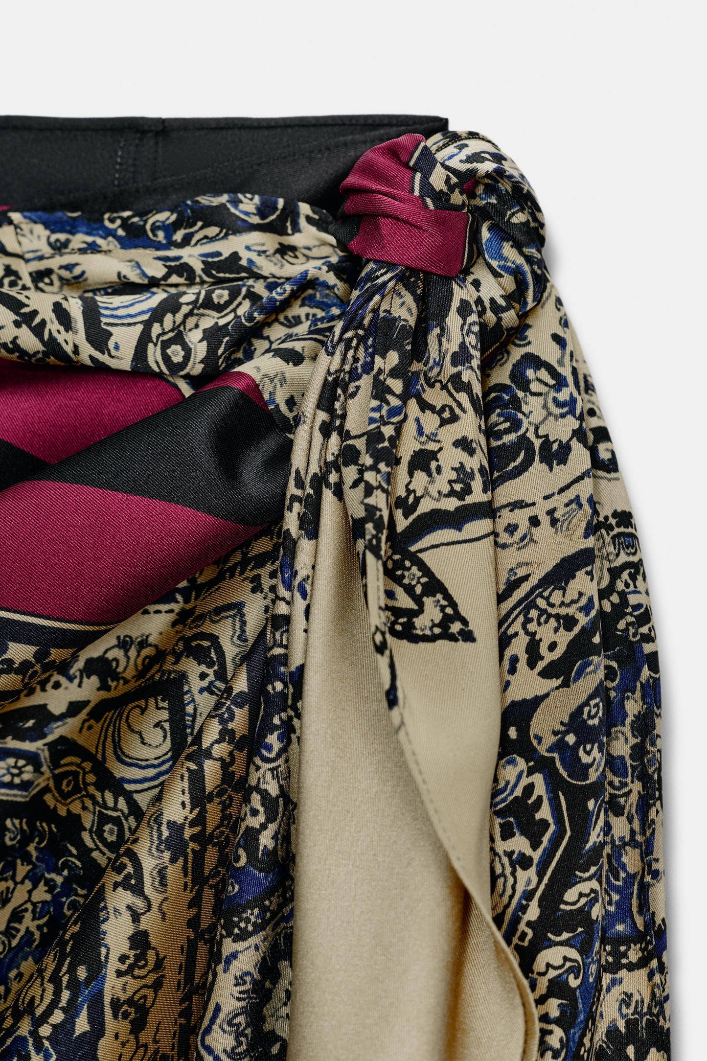 Falda Pareo Paisley